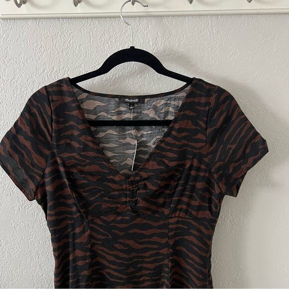 Madewell V-Neck Mini Dress in Abstract Animal - Picture 3 of 7